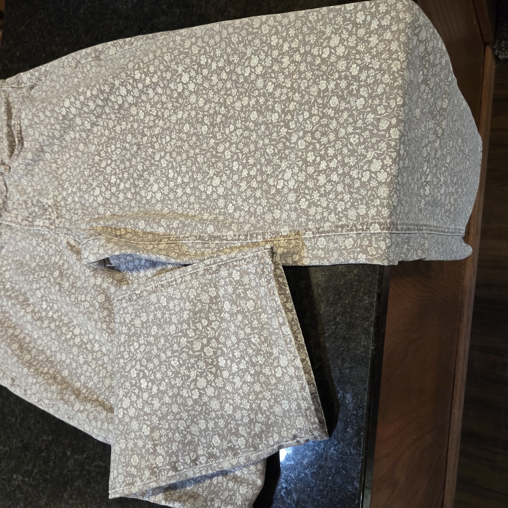 Floral Patterned Pants American Eagle Size 14 90's Straight